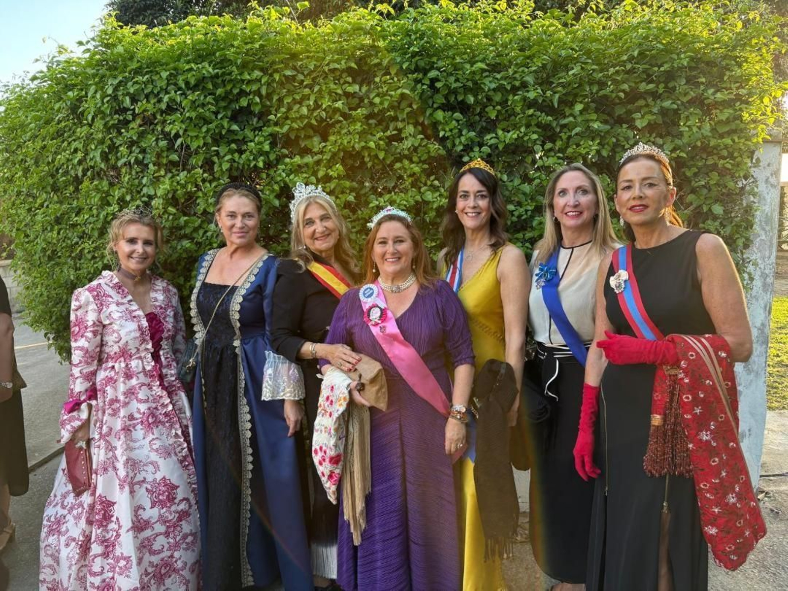 Pilar Zambrano, Caridad Moreno, Ángeles Ortiz, Anuska Martínez, María Berdague, May Romero y Miriam Bustillo. Pilar Zambrano, Caridad Moreno, Ángeles Ortiz, Anuska Martínez, María Berdague, May Romero y Miriam Bustillo.