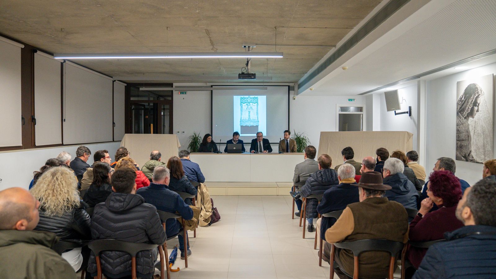 Acto de presentación de los faldones
