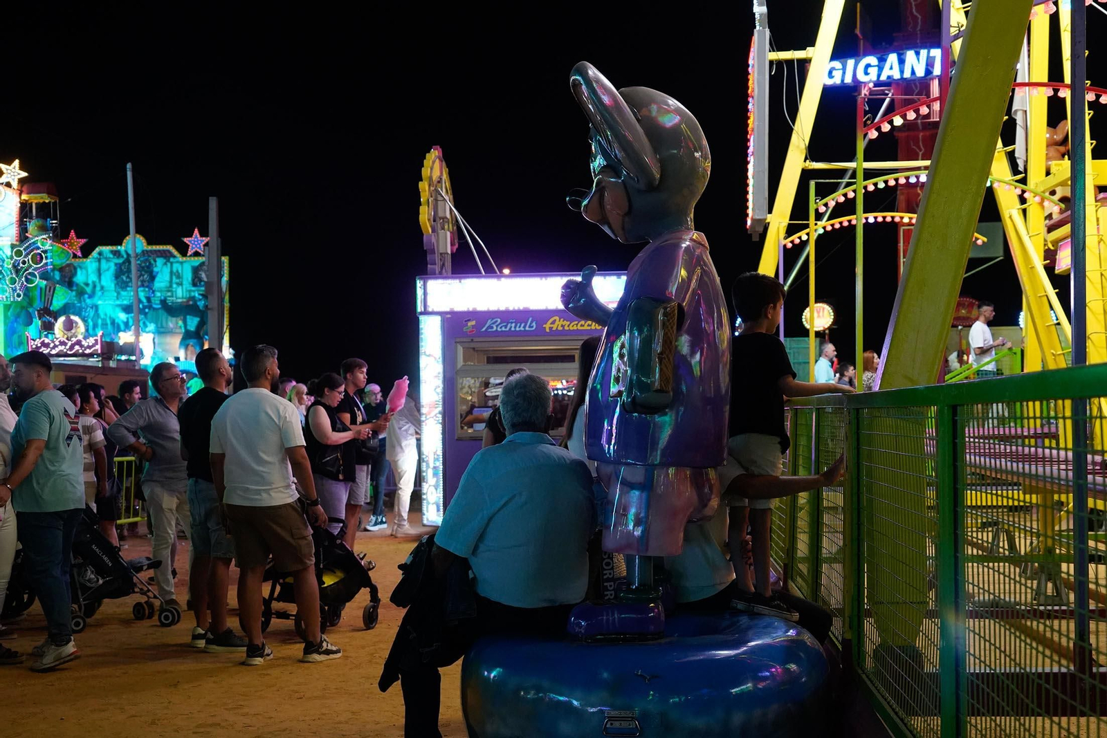 Imágenes del ambiente de Colombinas el día 3 de agosto