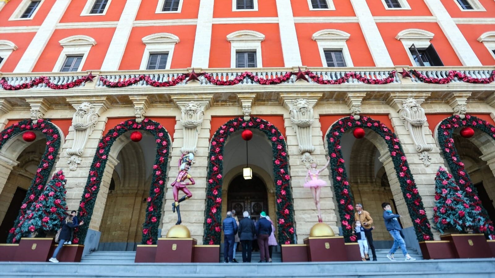 San Fernando muestra su cara más navideña durante el puente