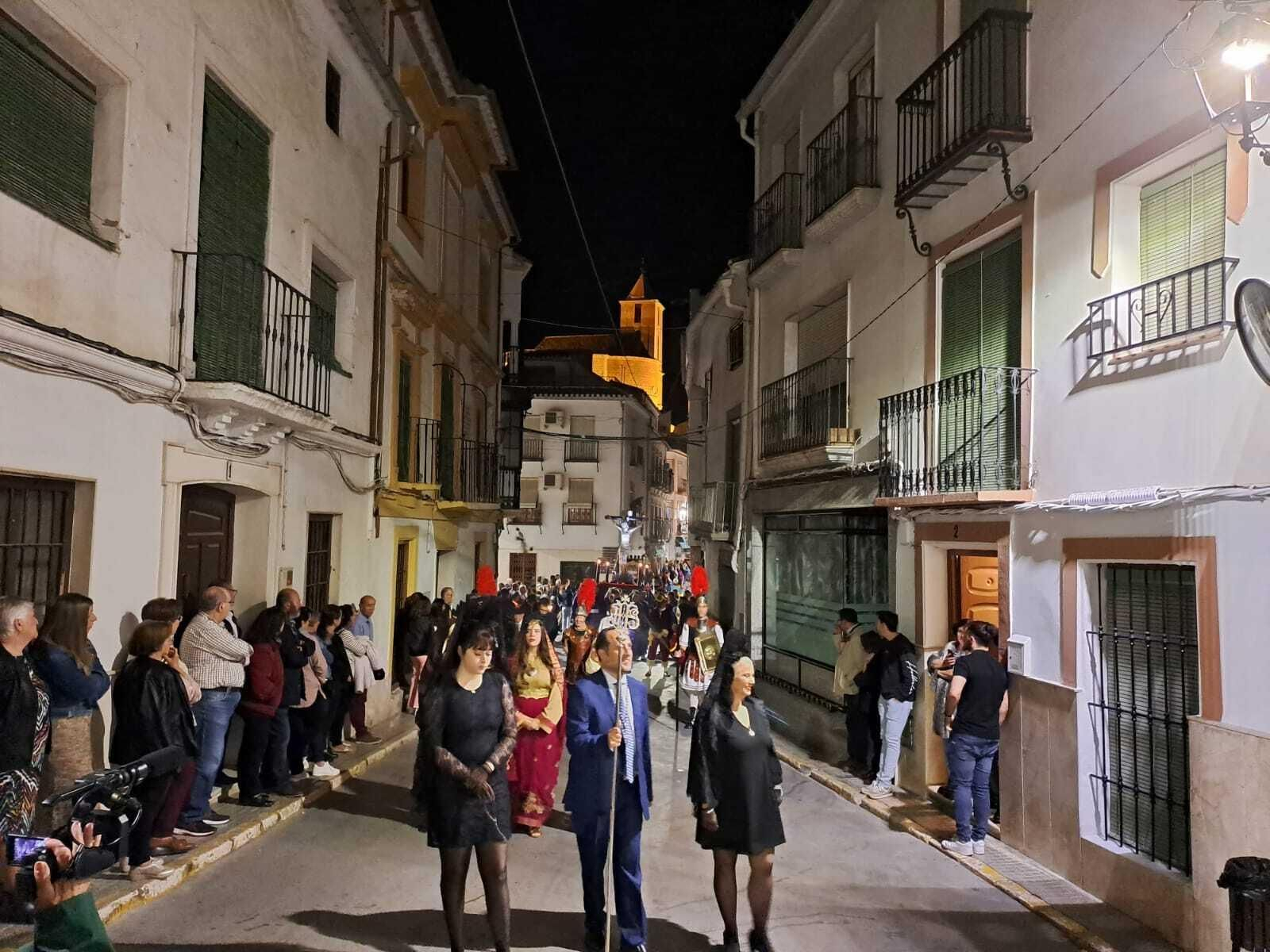 Jueves Santo en Iznájar: La procesión del Cristo del Perdón, en fotografías Jueves Santo en Iznájar: La procesión del Cristo del Perdón, en fotografías