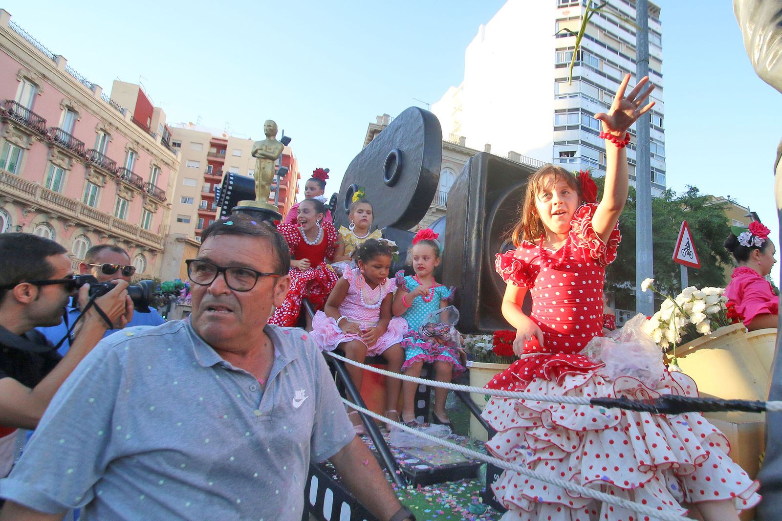 Fotogalería de la Batalla de Flores. Feria de Almería 2019