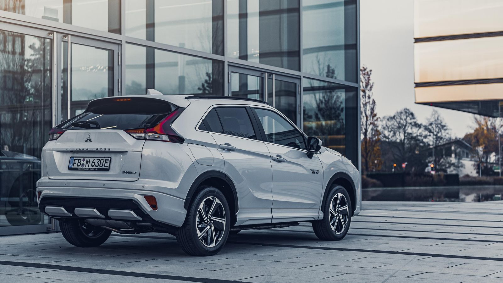 El sistema de propulsión híbrido enchufable que incorpora ahora el Eclipse Cross es semejante al del Mitsubishi Outlander.