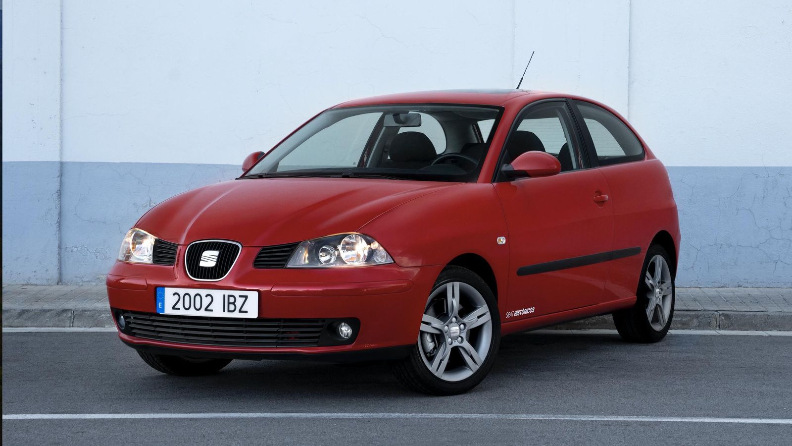 Fue el que menos tiempo estuvo a la venta, pero dispuso de versiones enormemente atractivas para todo tipo de usuarios.