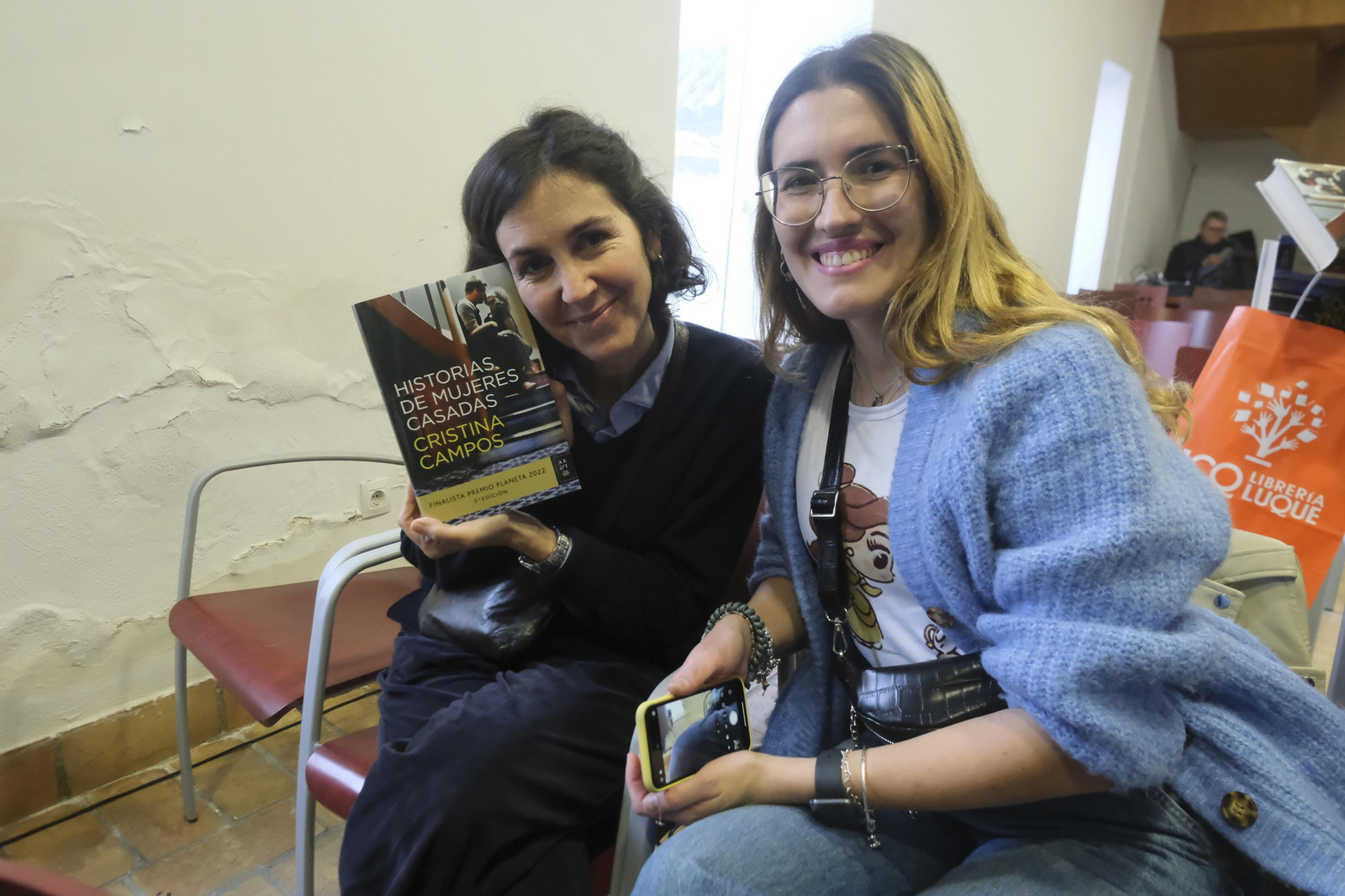 Las imágenes de la presentación de la obra ‘Historias de mujeres casadas’ de Cristina Campos en Córdoba