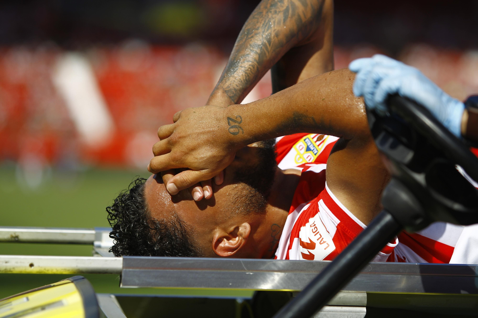 Imágenes del empate a 3 de la U.D. Almería y el Granada C.F.