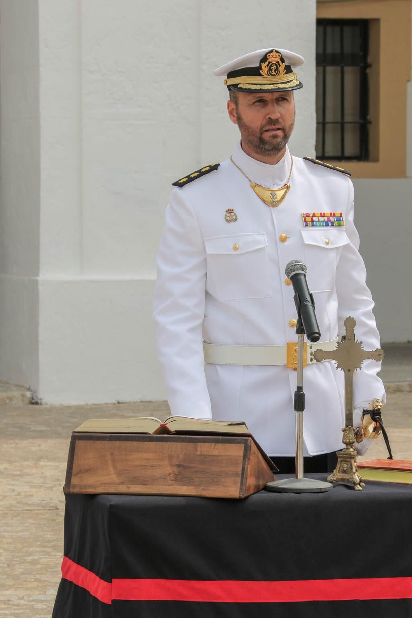 Juramento del segundo comandante del Tercio de Armada.