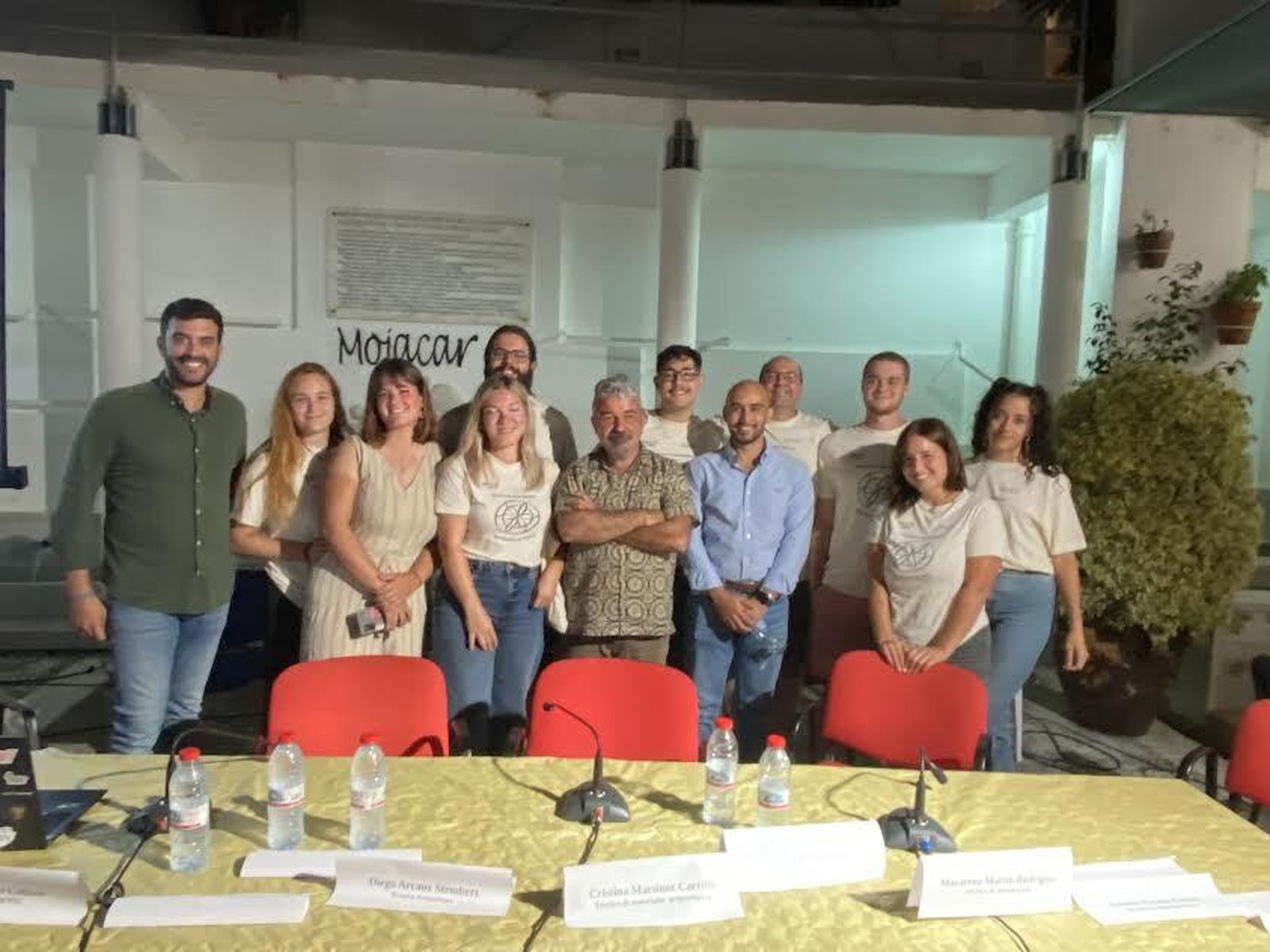 Miembros del equipo de arqueólogos de la Universidad de Granado que han participado en los trabajosas