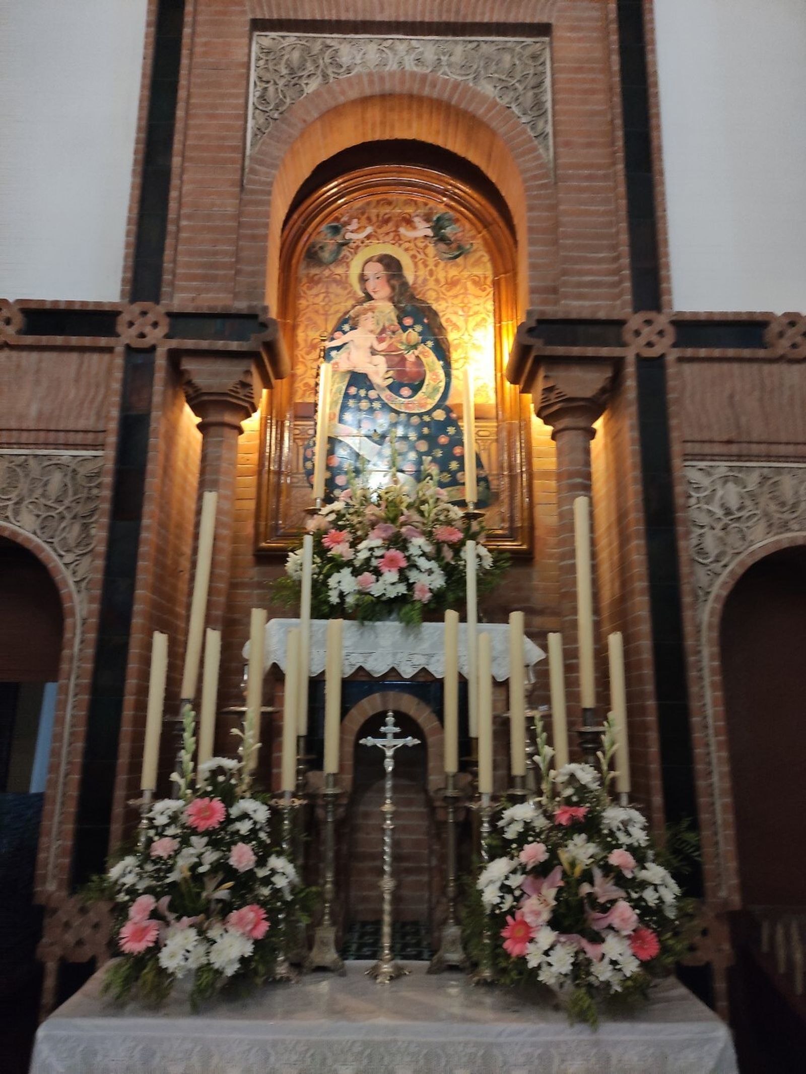Detalle de la capilla d ela Virgen de la Cinta en San Pedro.