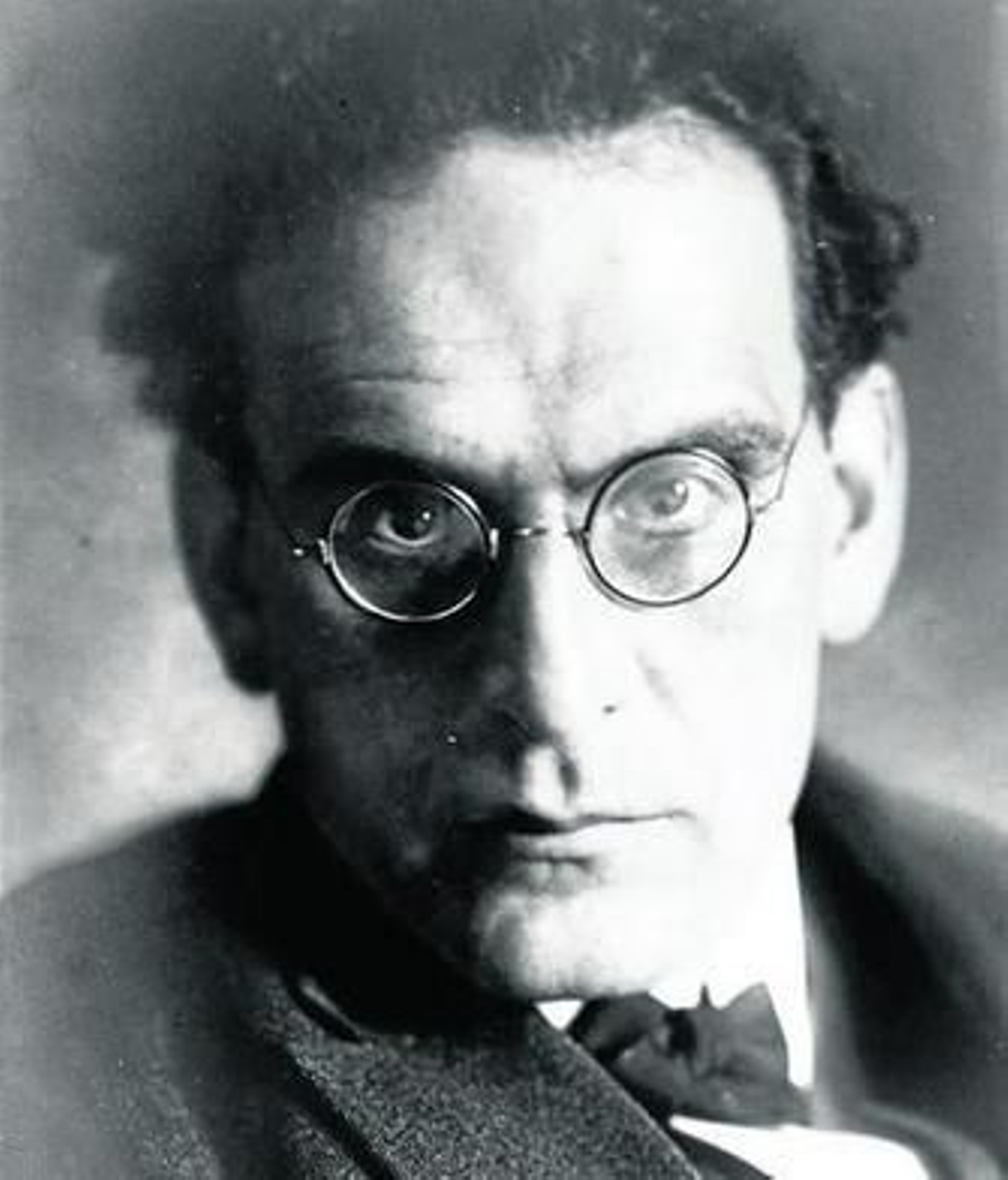 El director alemán Otto Klemperer (1885-1973).