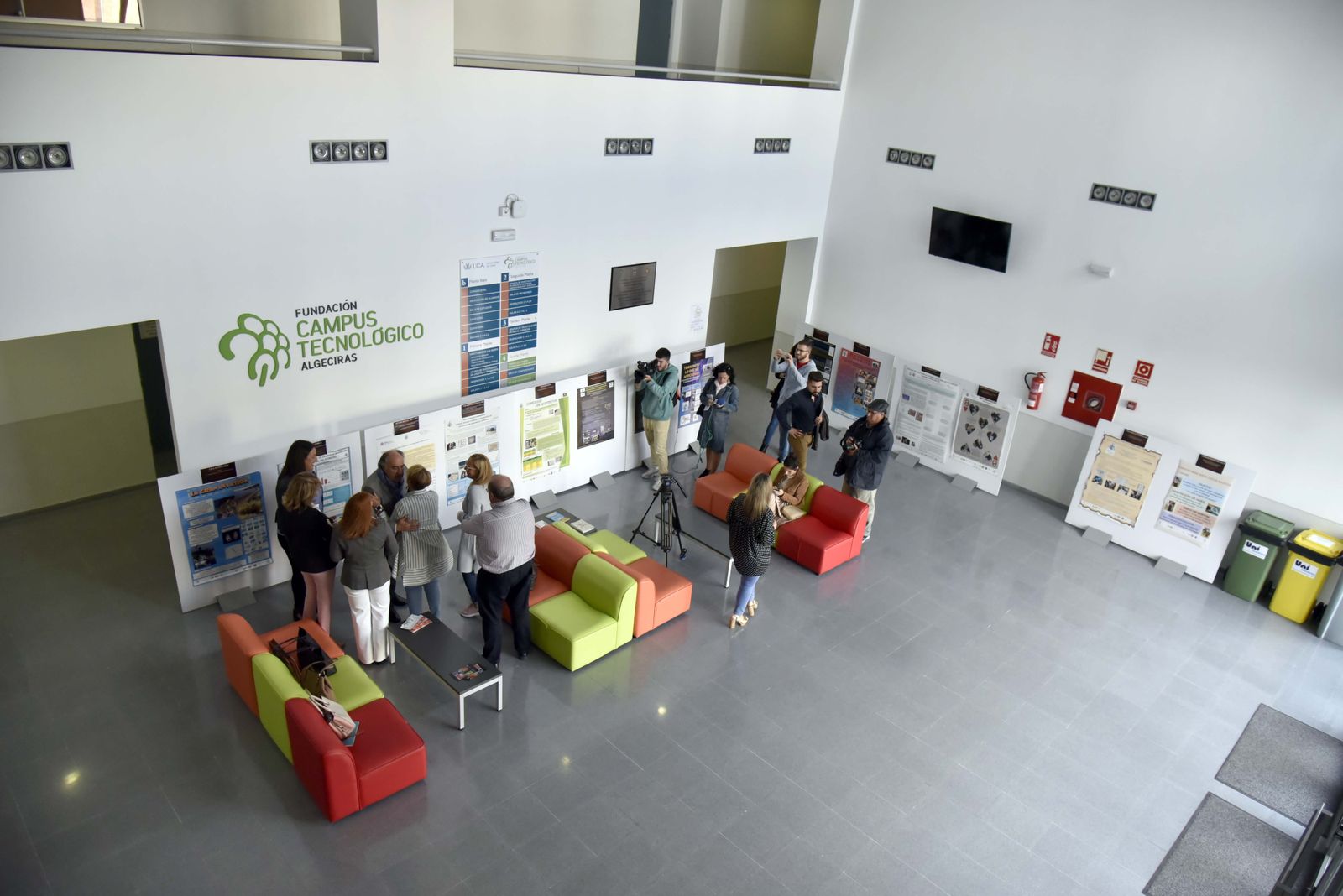 Exposición de los proyectos de la edición 2019 de Diverciencia.