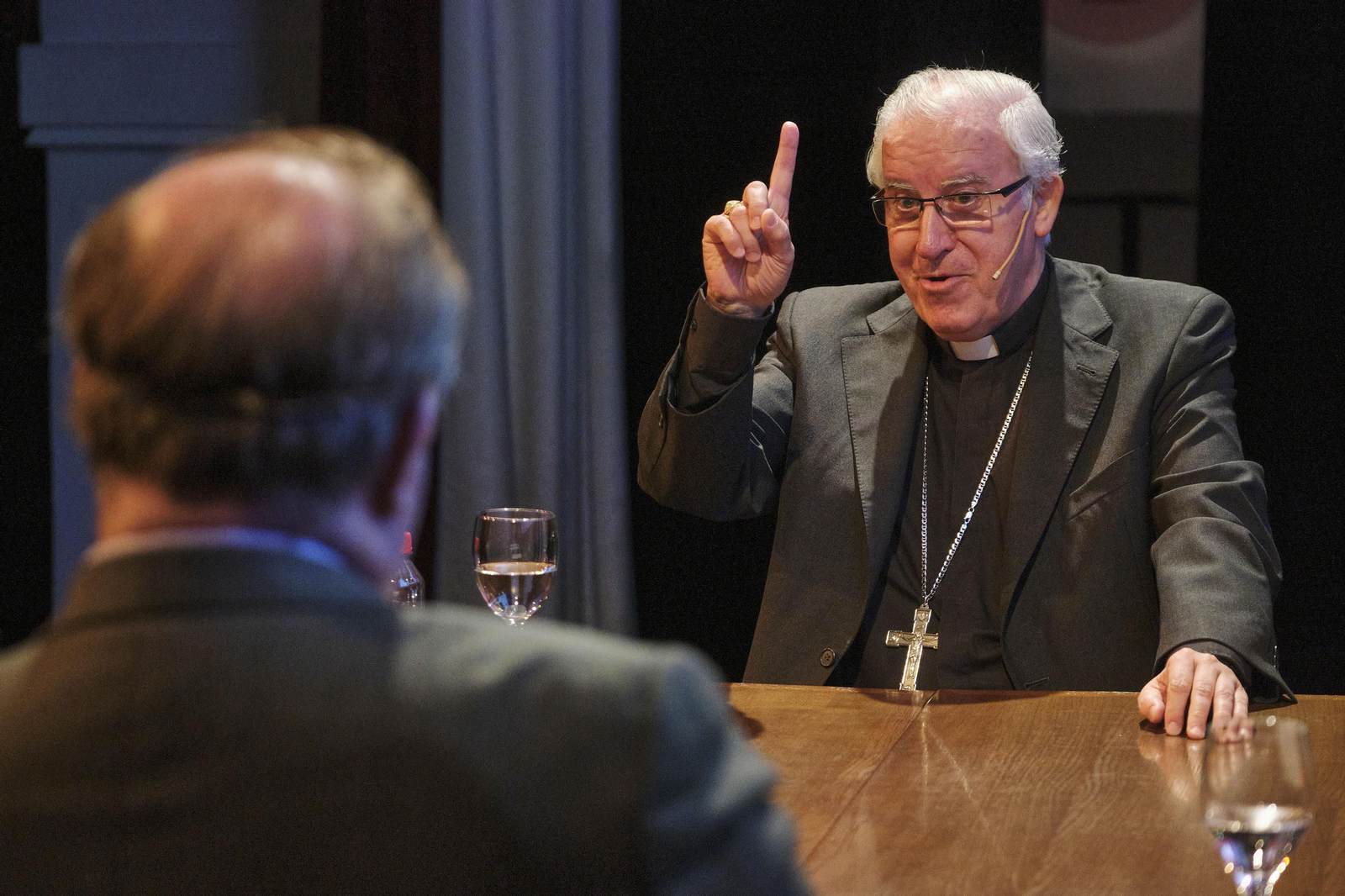 DIALOGO CUARESMA NAVARRO ANTOLIN Y JOSE ANGEL SAIZ MENESES