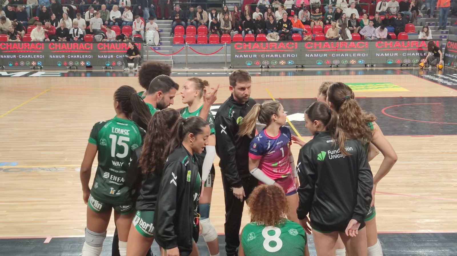 Ricardo Torronteras finaliza un tiempo muerto en Charleroi.