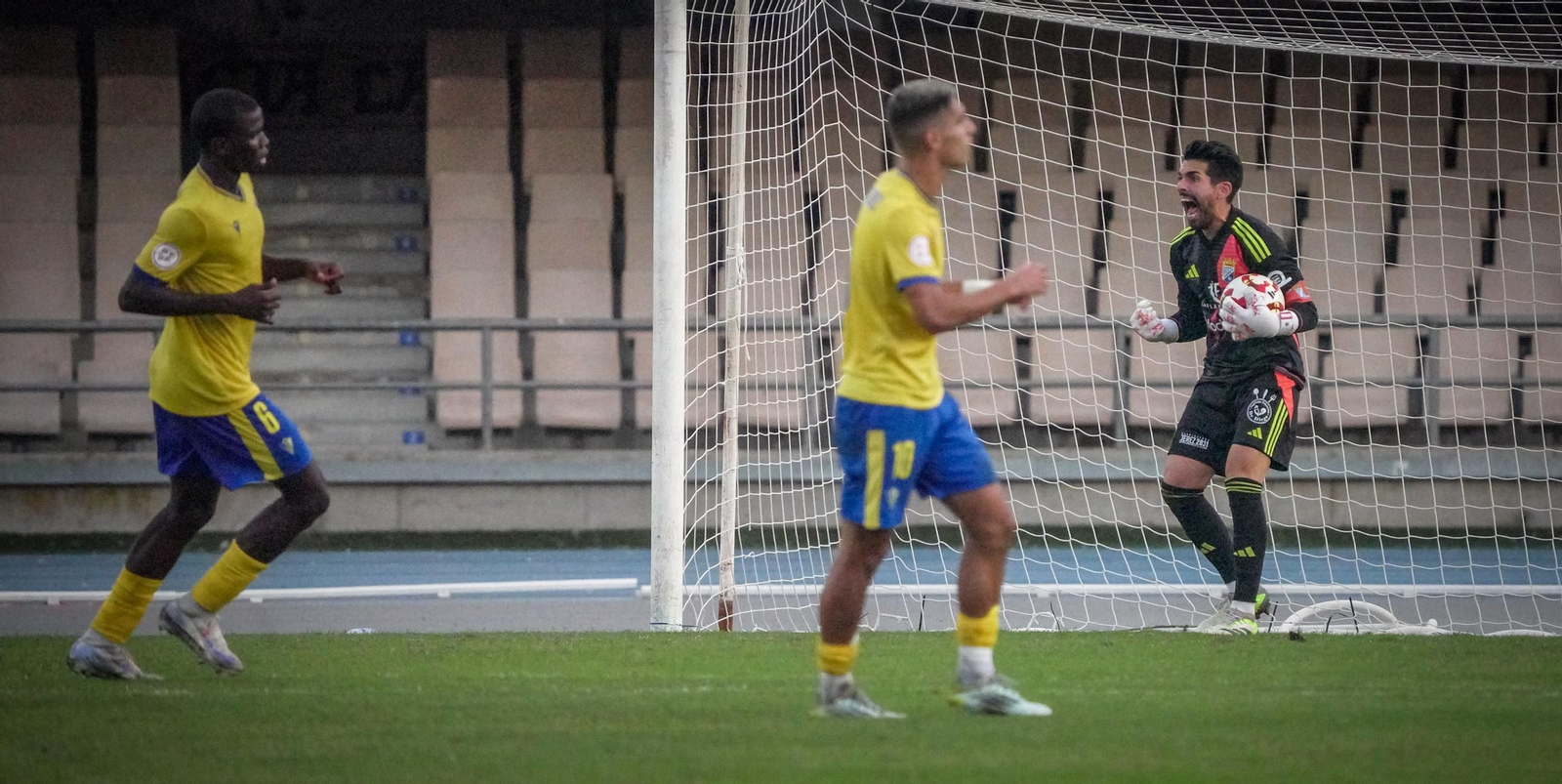 Imágenes del partido del Xerez CD - Cádiz Mirandilla