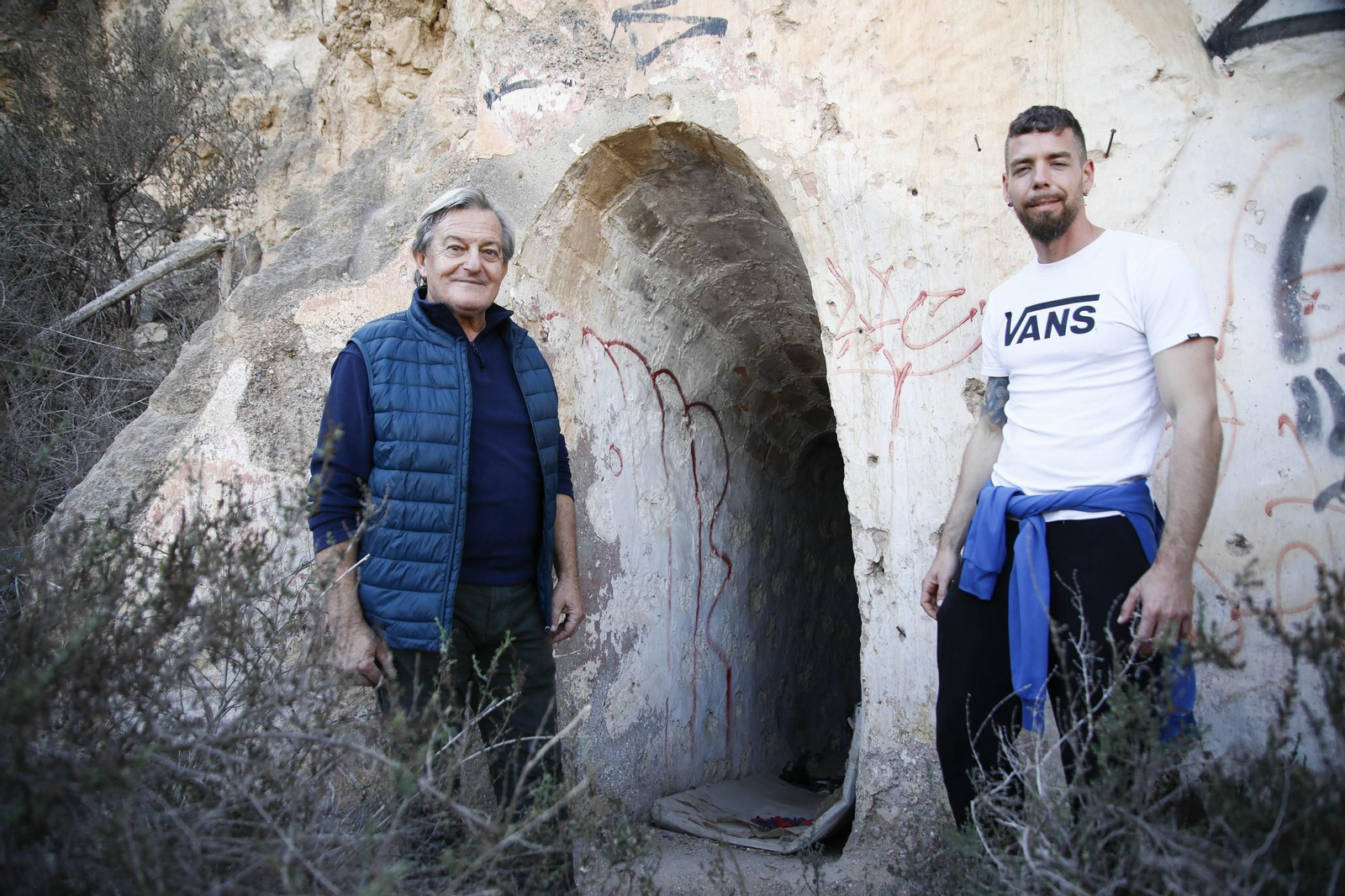 Imágenes de los refugios de la guerra civil descubierto en el barrio de Las Trincheras