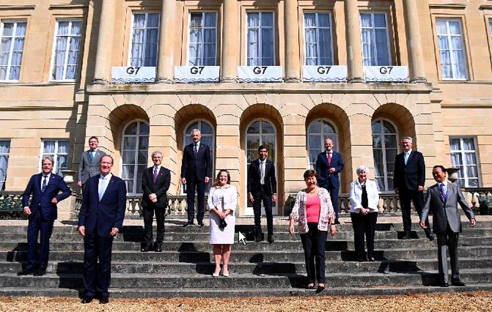 Foto de familia de los ministros de Finanzas de los países del G7.