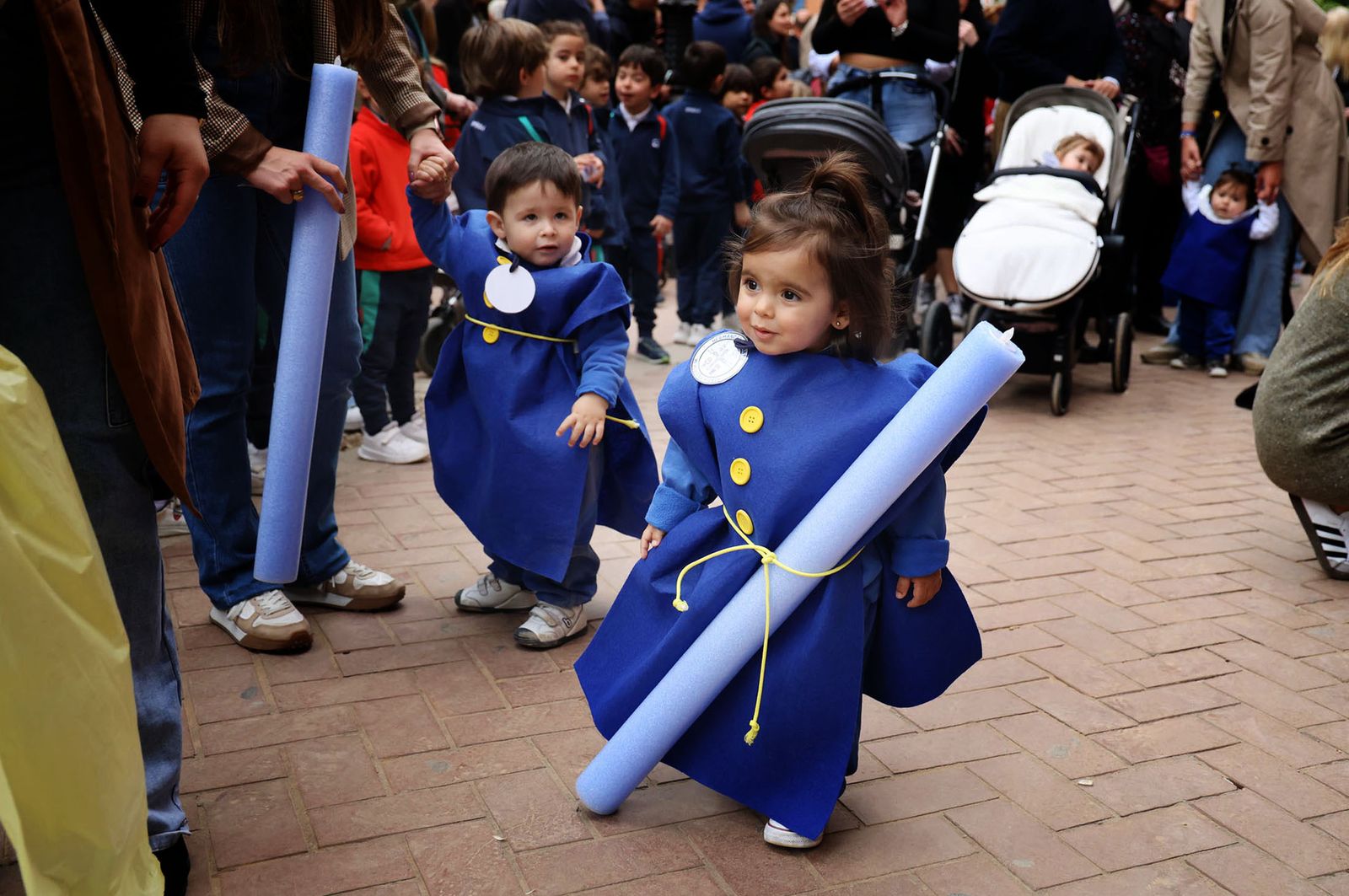 Imágenes de la procesión de la 'Escuela Infantil Mi Pequeño Puerto'