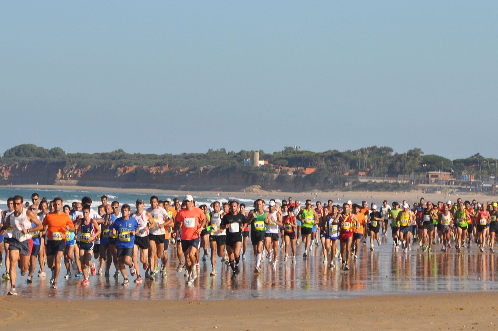 Imagen de archivo de una carrera popular en La Barrosa