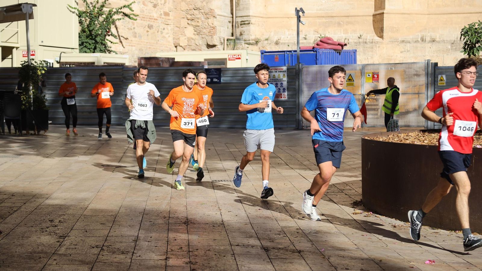 Búscate en las fotos de la Carrera de la Prensa en Málaga
