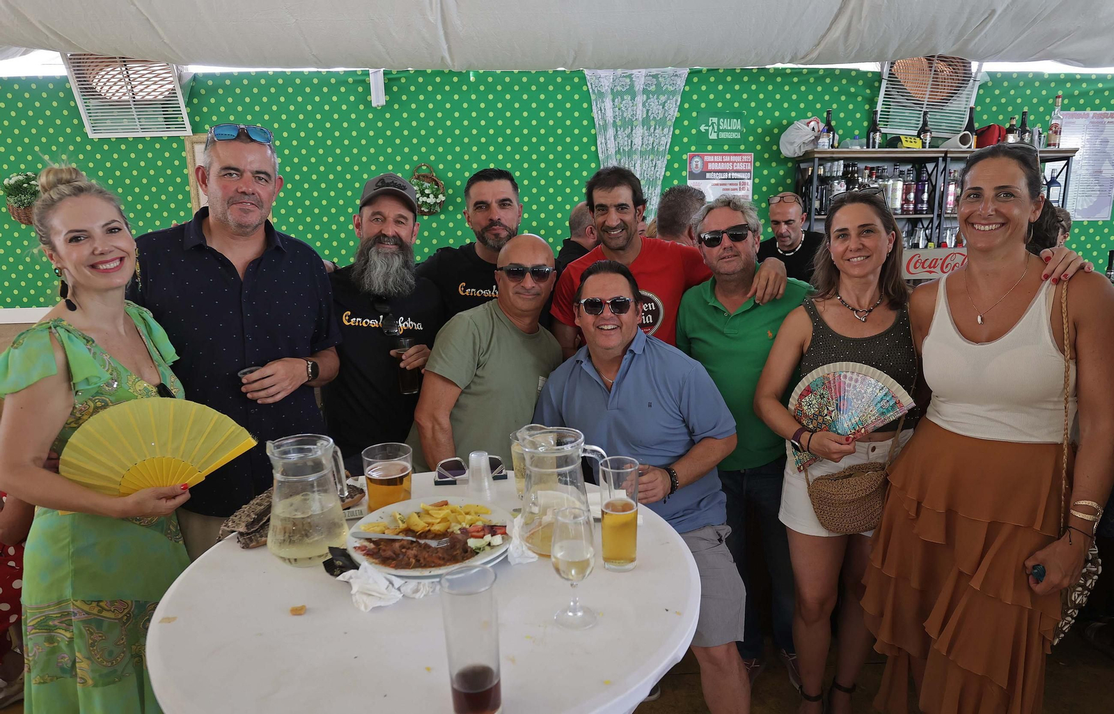 Búscate en las fotos del Domingo Rociero en la Feria Real de San Roque 2025