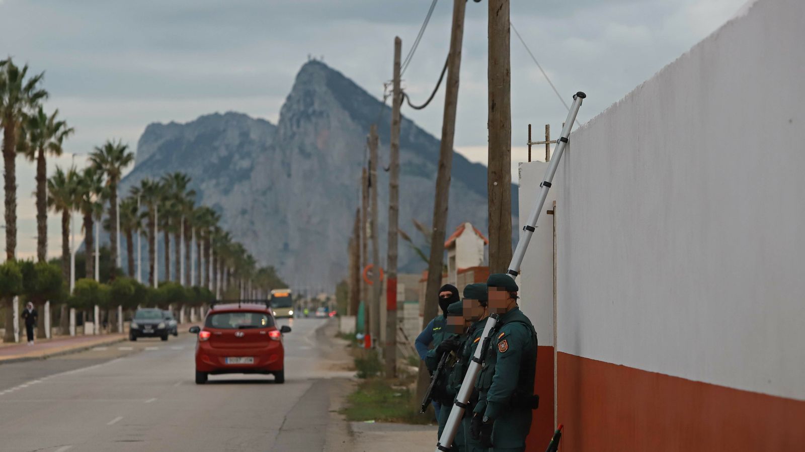 Registros de la Guardia Civil en La Línea y San Roque