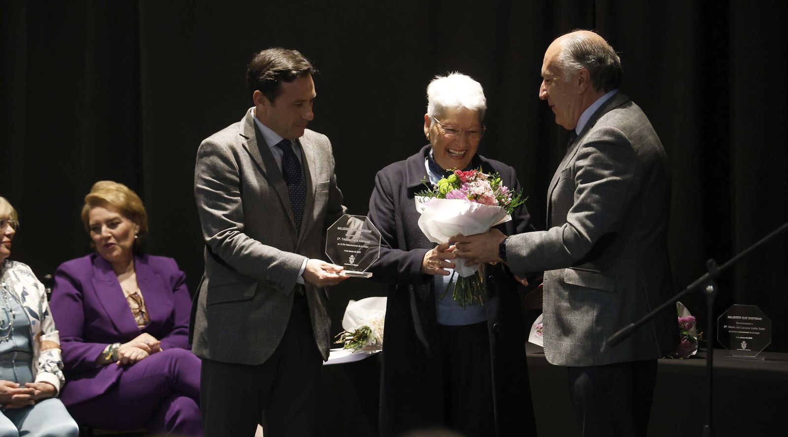 Fotos de la entrega de los galardones 'Mujeres que inspiran' en Algeciras