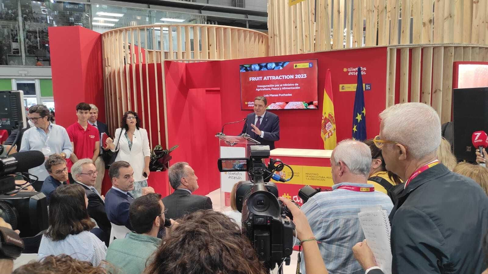 La presencia de Huelva en el primer día de Fruit Atracttion, en imágenes