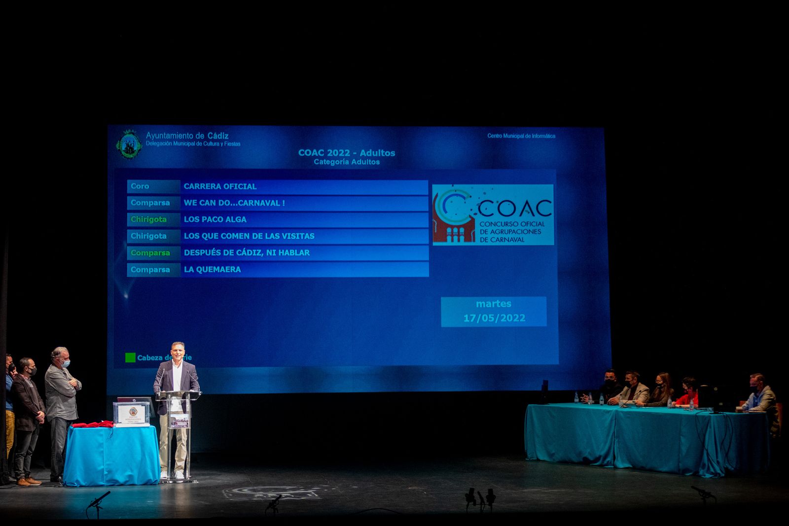 Imágenes de la entrega de los Antifaces de Oro y sorteo del COAC 2022