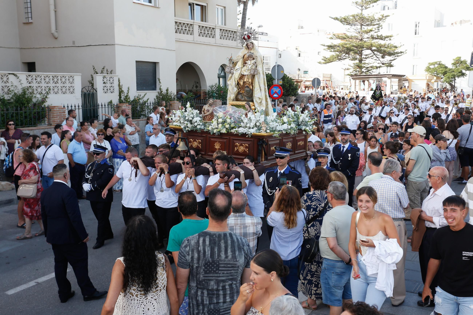 Fervor en Tarifa por la Virgen del Carmen