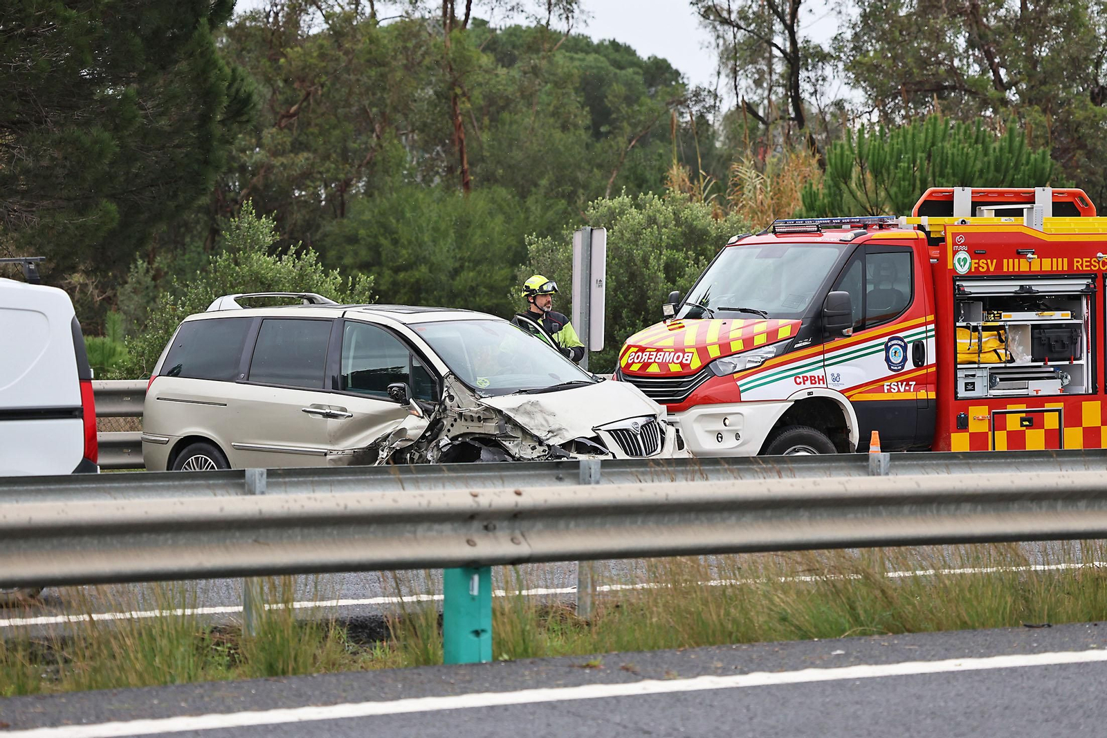 Imágenes del accidente en la autovía de Punta Umbría a Huelva