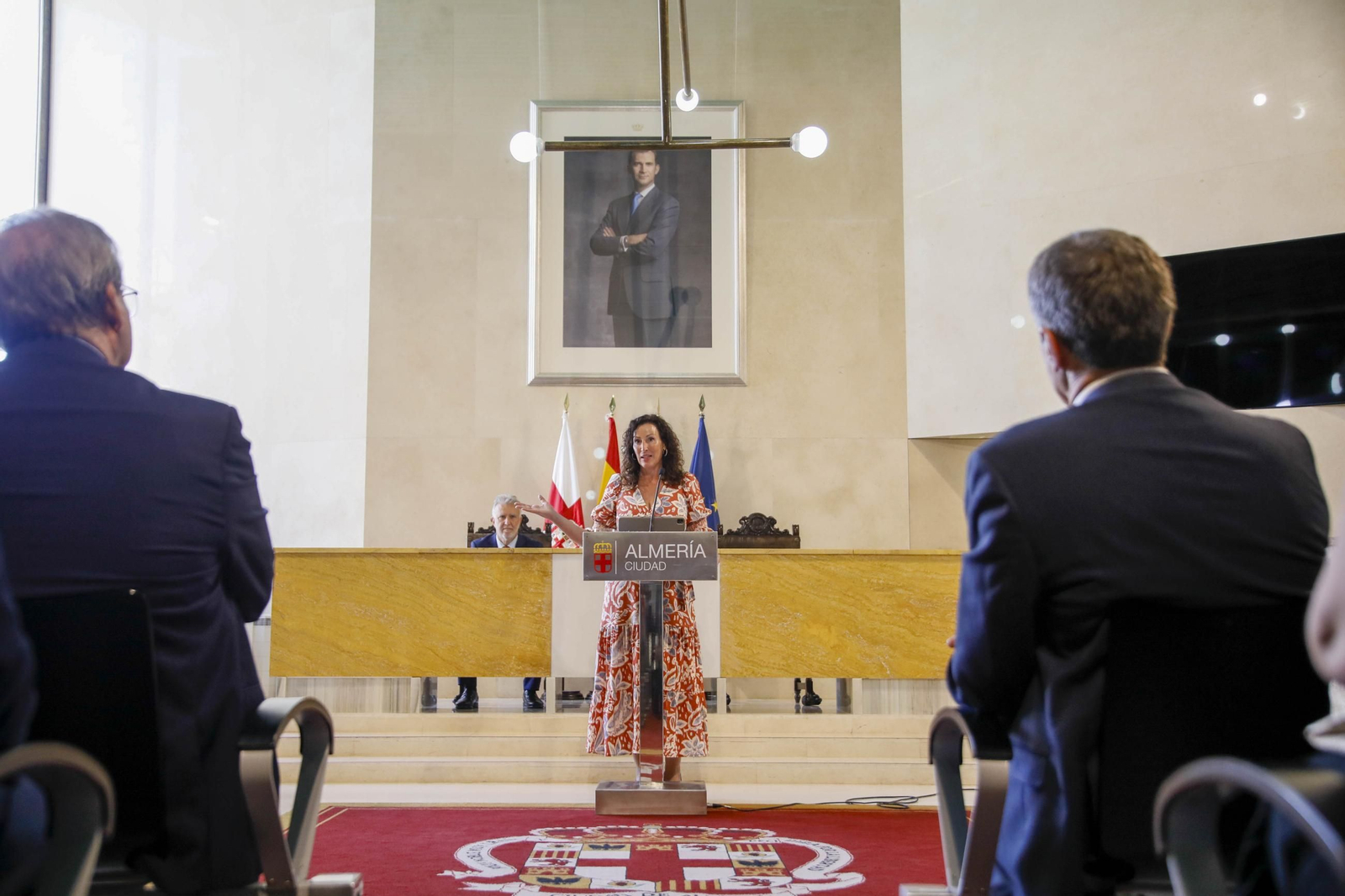 Placa de memoria histórica en el monumento de los coloraos, en imágenes