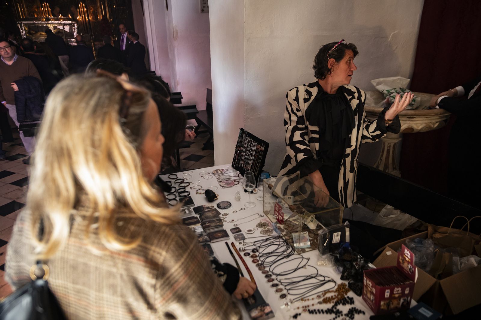 Las imágenes de los besapiés y besamanos del tercer Domingo de Cuaresma en Jerez: veneraciones del centro a los barrios