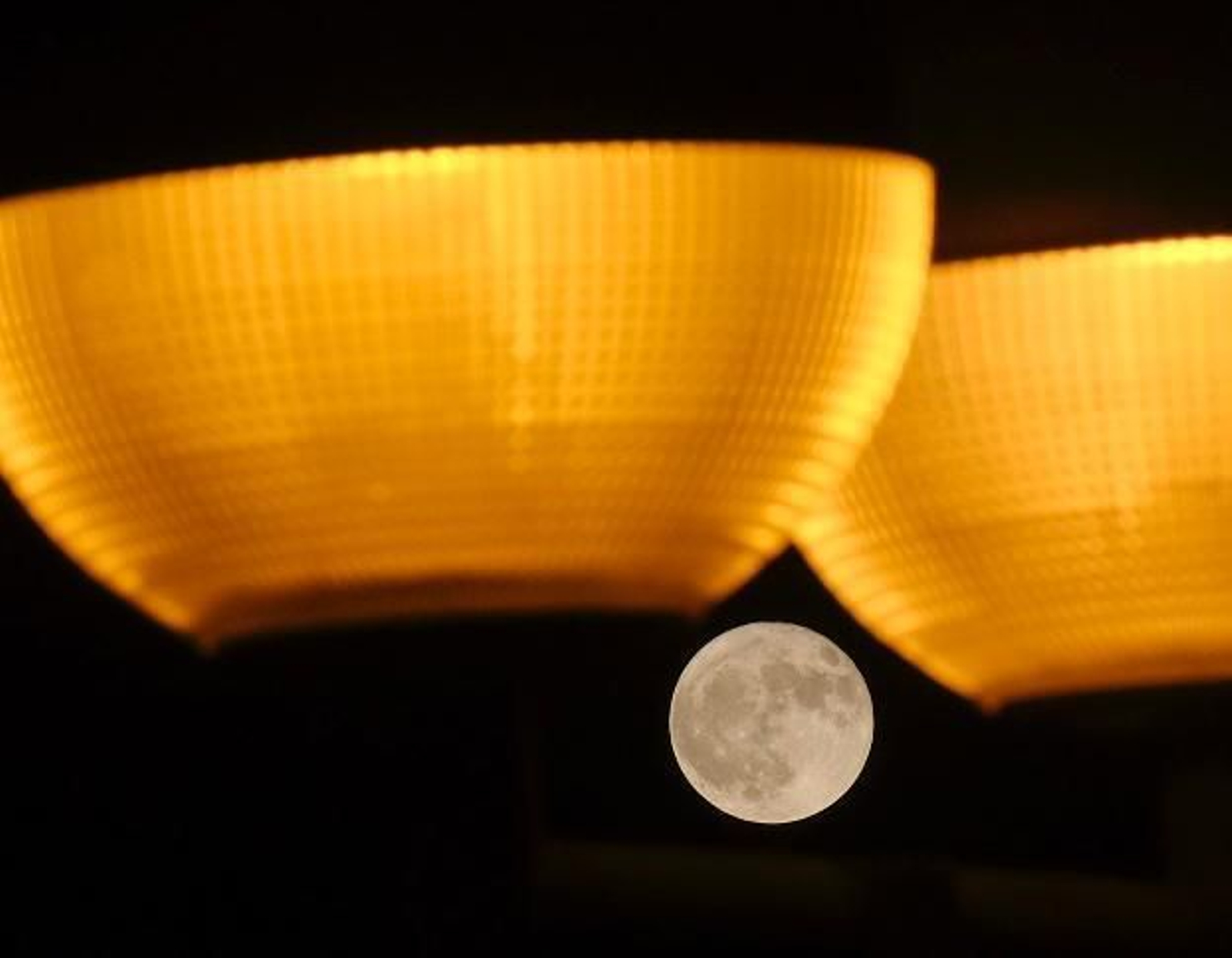 Las fotos de la superluna de julio en Málaga