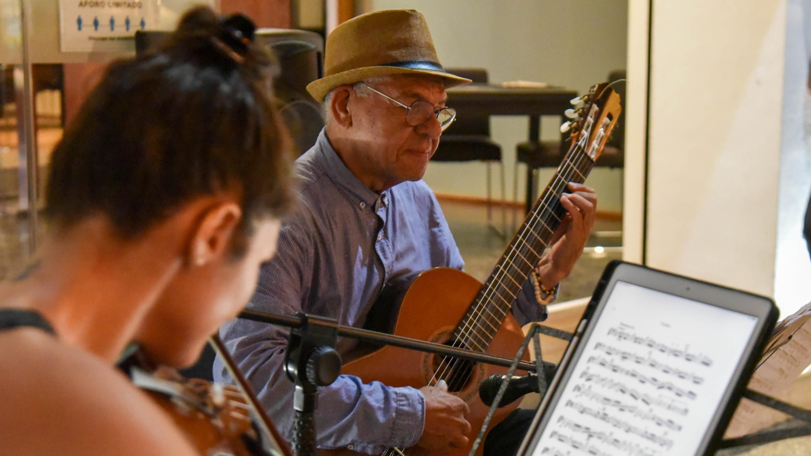 Las fotos del recital reeencuentro con Regino Martinez y su tiempo