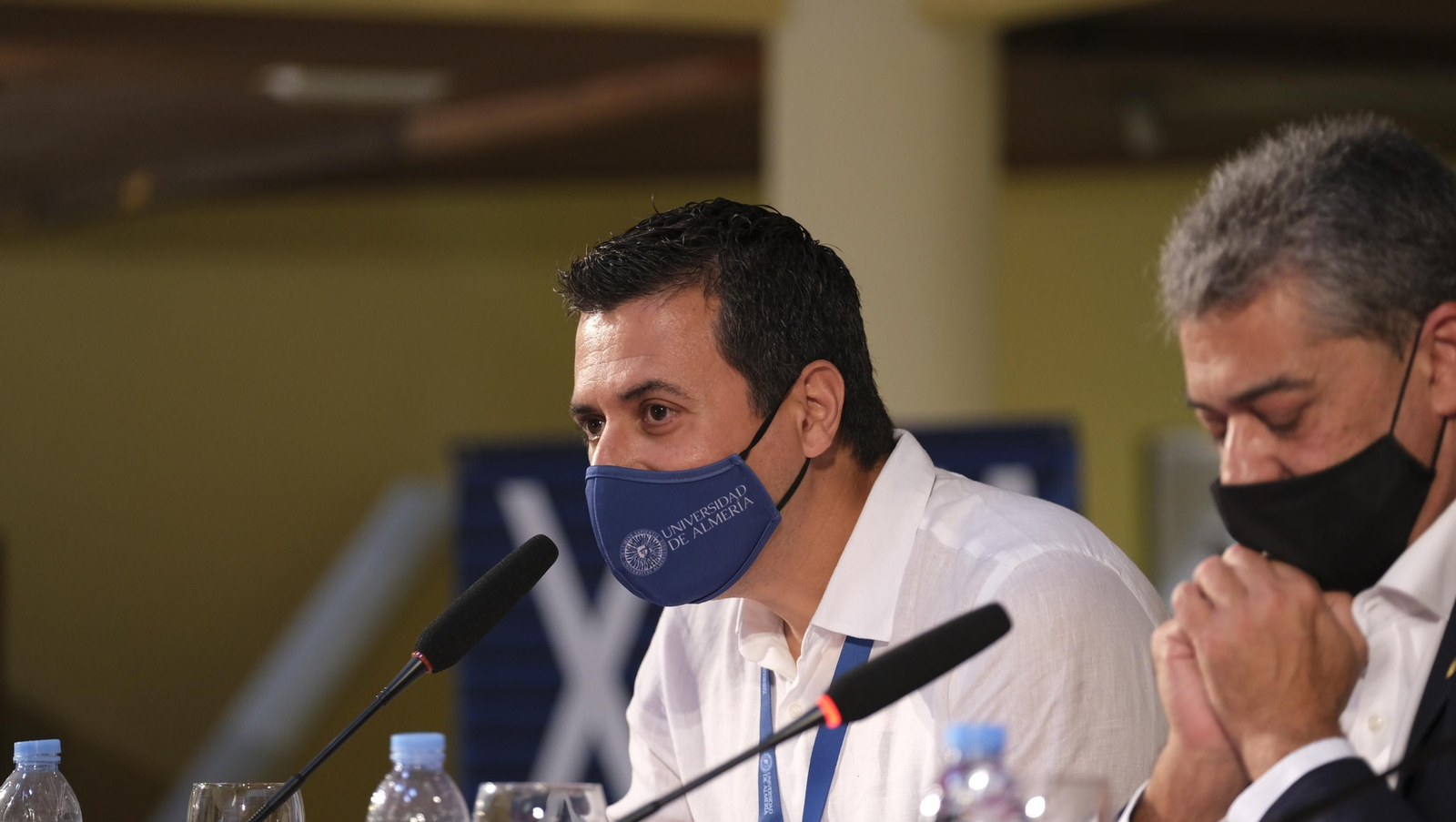 Fotogalería inicio XXII Cursos de Verano de la Universidad de Almería. Roquetas de Mar.