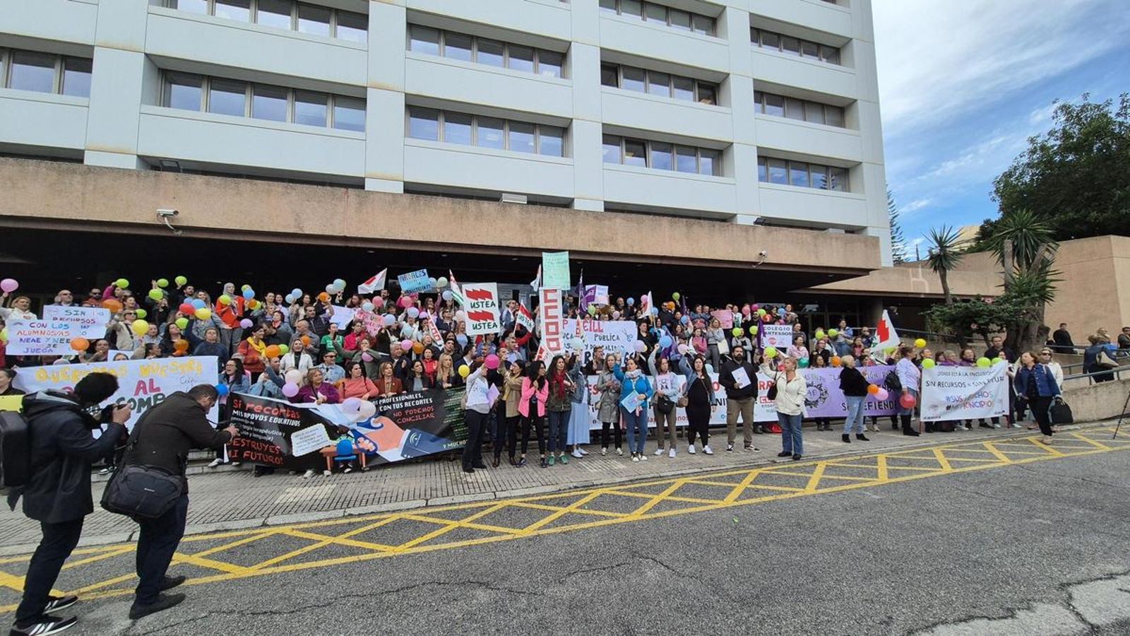 Participantes en la concentración.