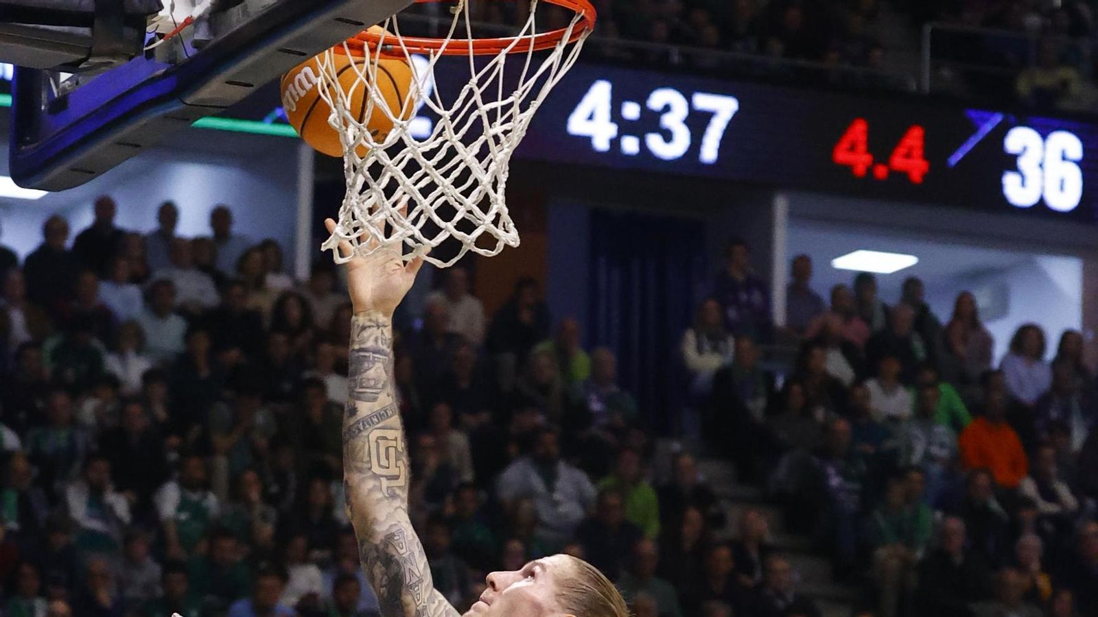 El Unicaja - Real Madrid de Liga Endesa, en fotos