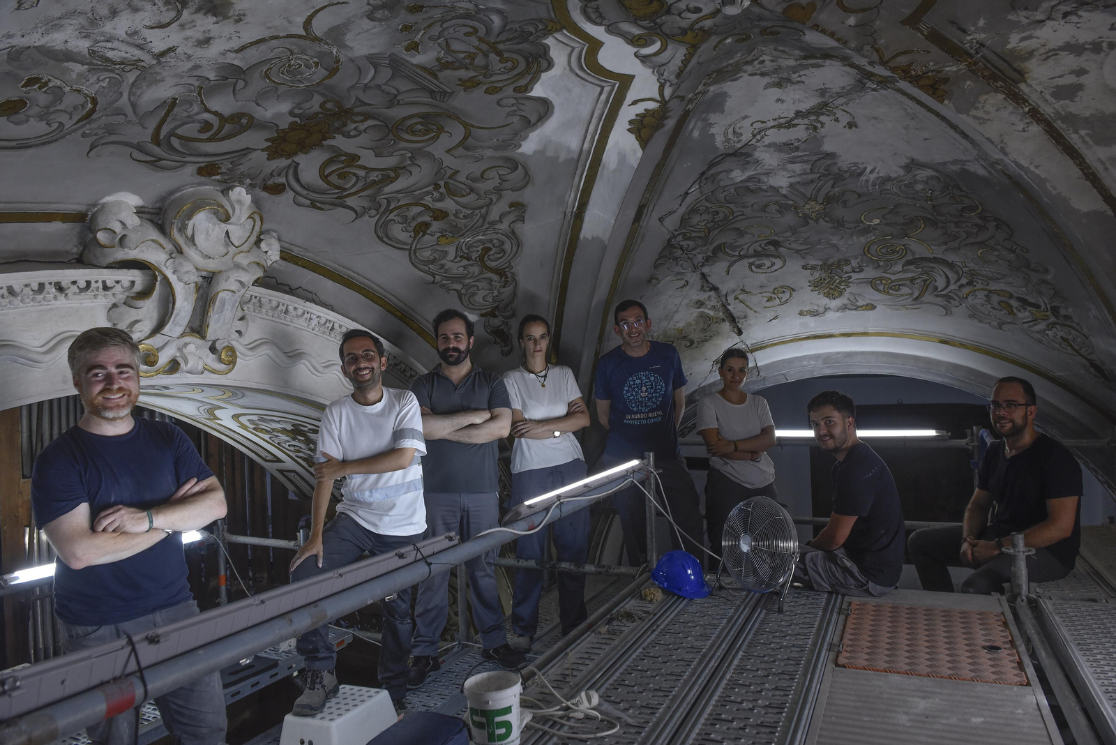 Todas las imágenes de la restauración de las pinturas en la Parroquia de la Magdalena