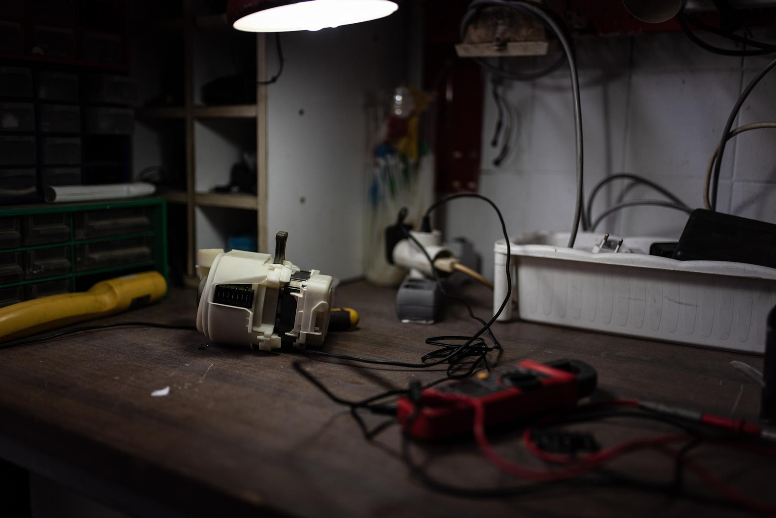 Una visita a la tienda de Traperos de Emaús en imágenes