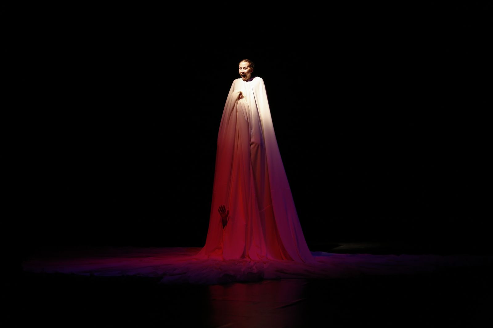 'Nudos', danza contemporánea para un público familiar