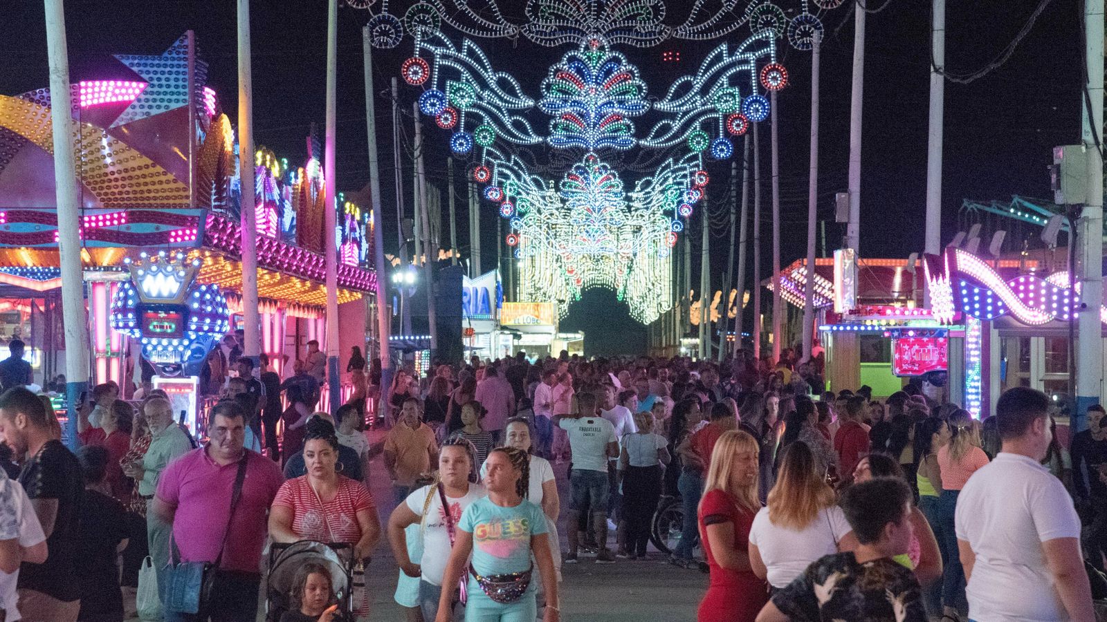 Viernes de Feria de la Línea en imagenes