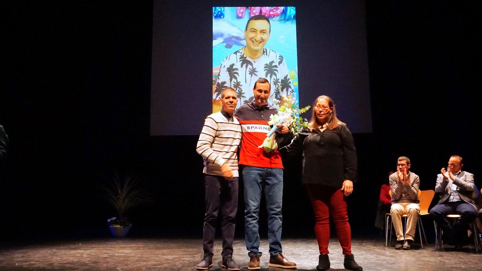 El locutor Guillermo Nieto García fue uno de los galardonados.