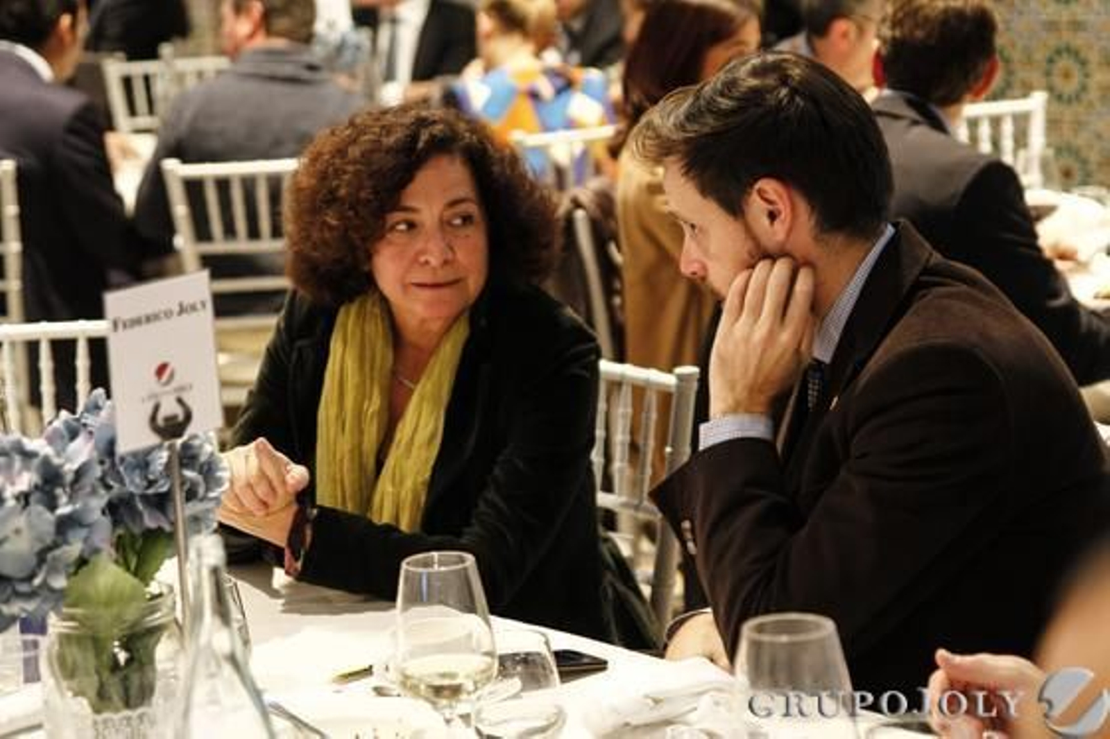 Pilar Aranda, rectora de la Universidad de Granada, conversa con Juan José Martín Arcos, delegado de Economía de la Junta.

Foto: Alex Camara