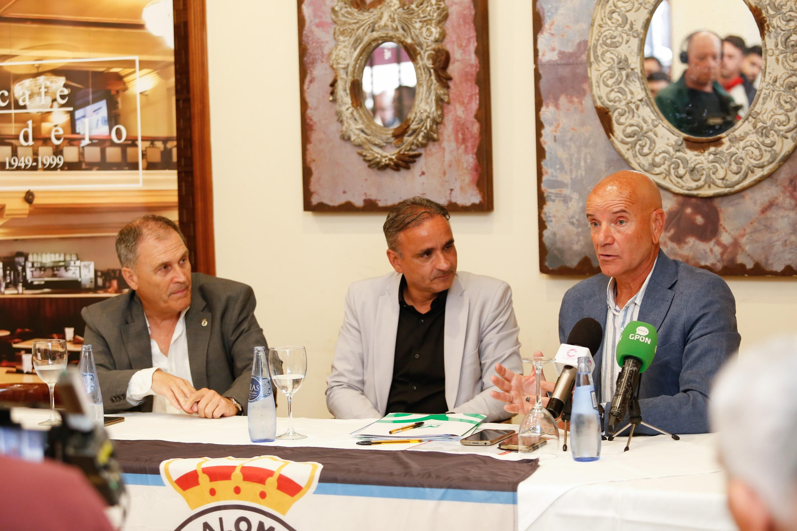 Las fotos de la presentación de Mario Galán y Miguel Rivera en la Balona