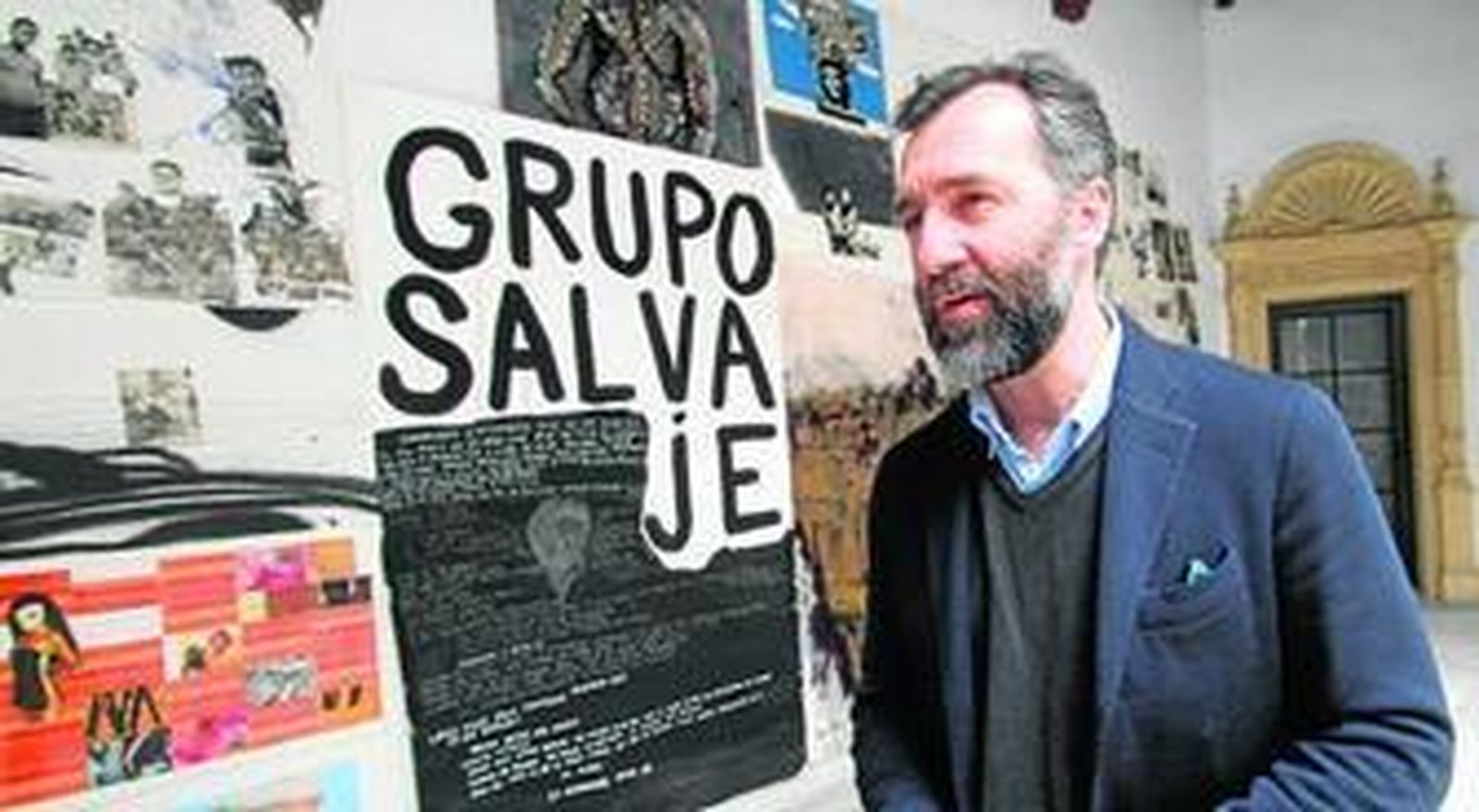 Pérez Valencia, junto a una obra con título de Peckinpah y las referencias al crimen de Miguel Ángel Blanco.