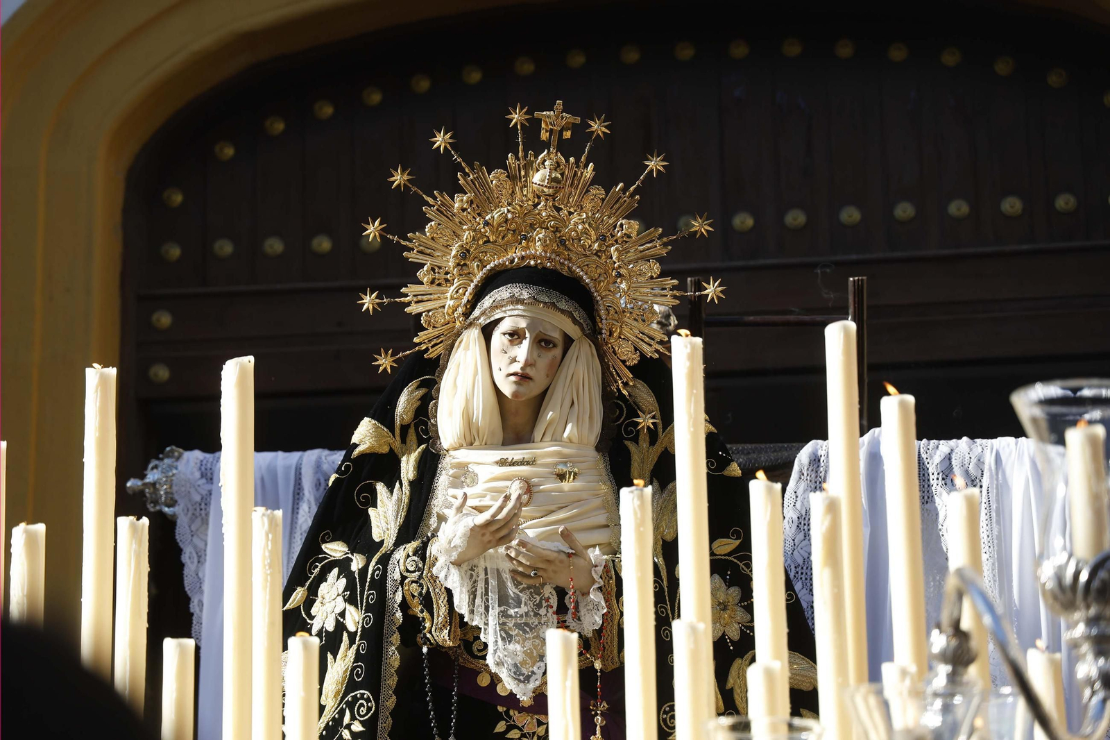 Fotos del Viernes Santo en La Línea: Cristo del Mar, Soledad y Santo Entierro, Cristo del Amor y Amargura