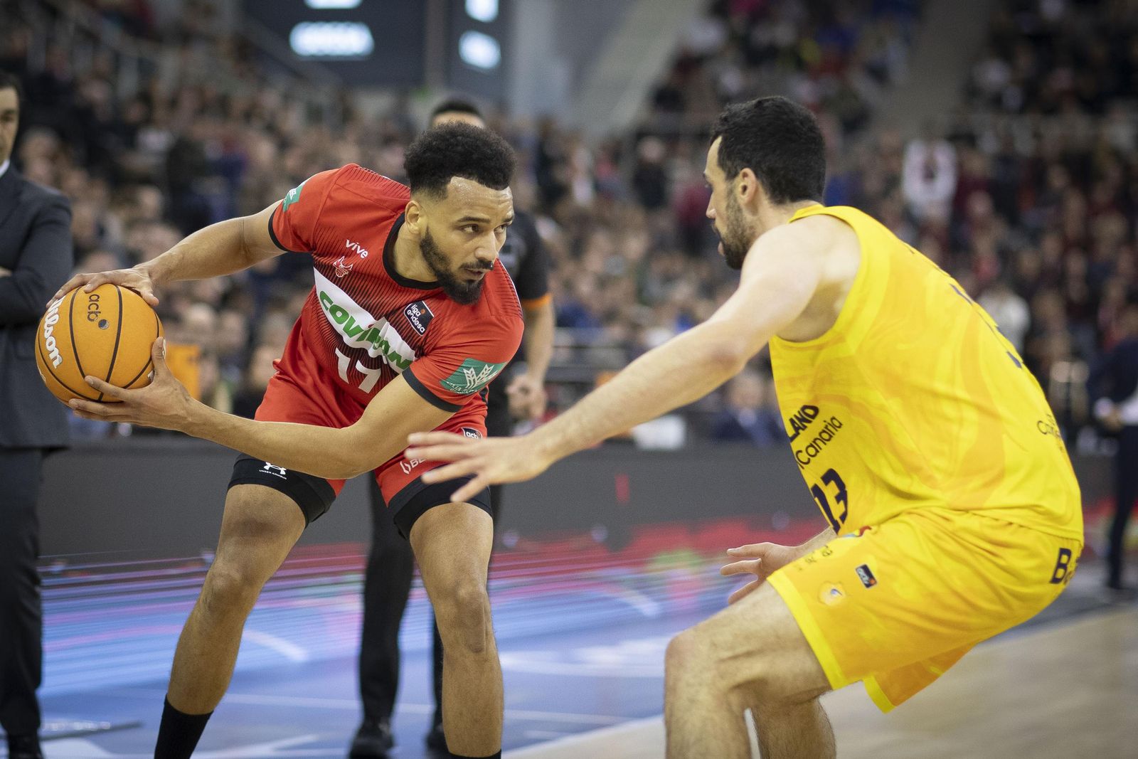 Ataque del Covirán Granada en el partido ante el Gran Canaria