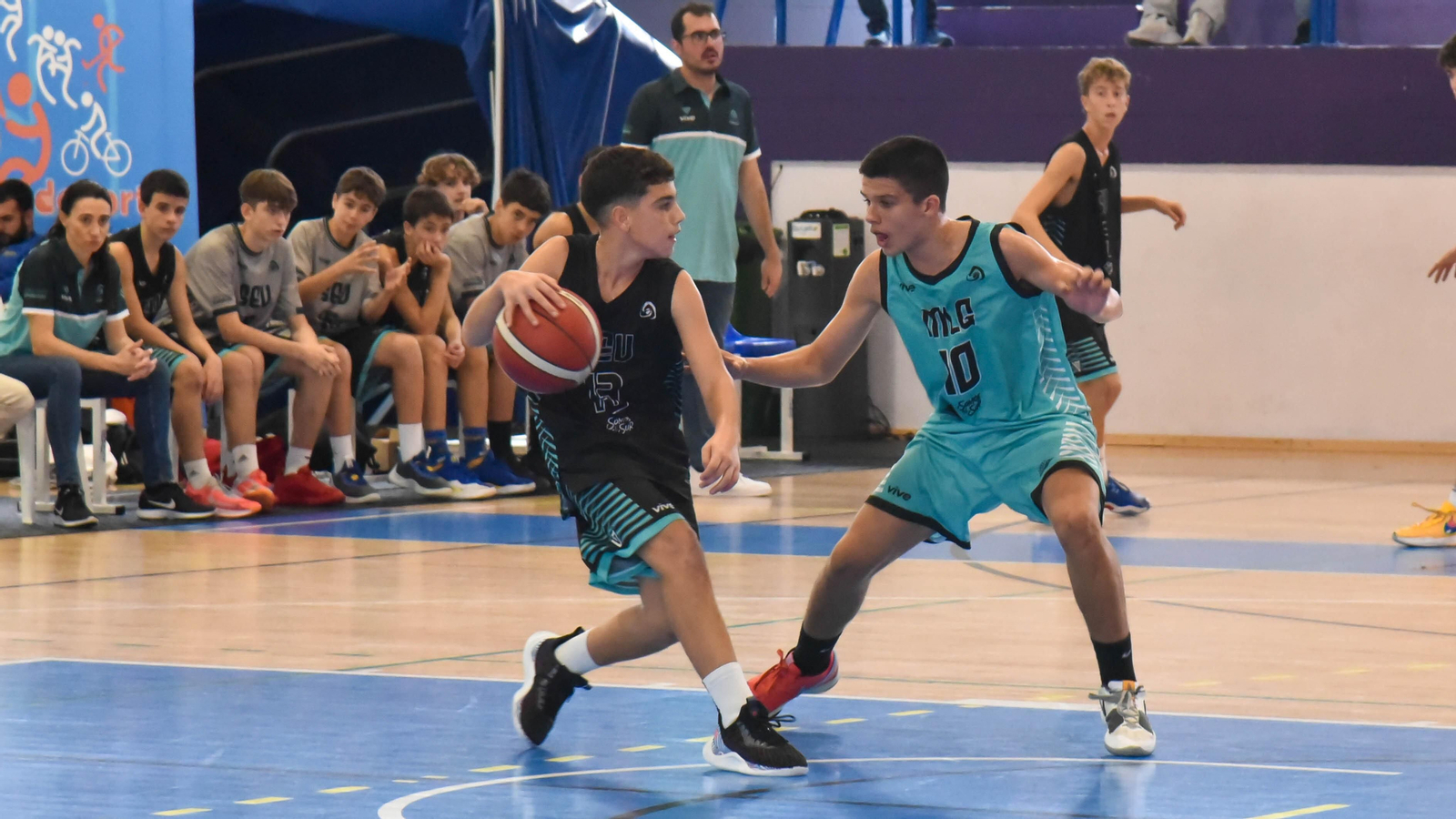 Las fotos de la tercera jornada del Andaluz infantil masculino de baloncesto en La Línea