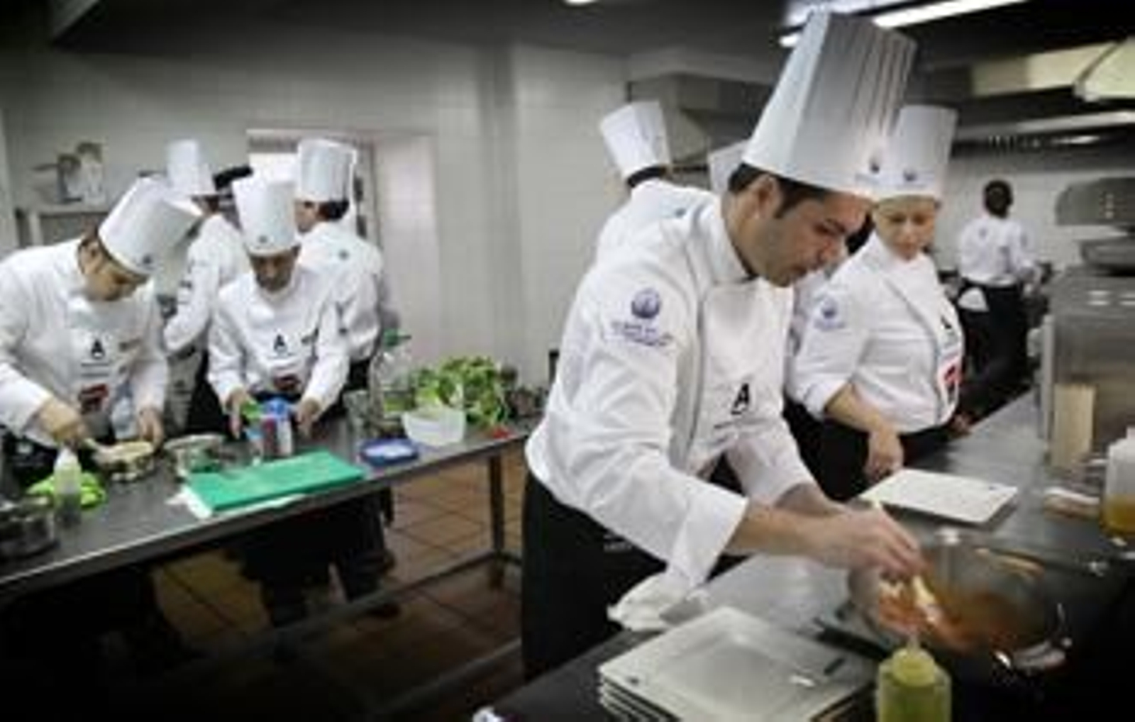El chef canario Adrián Bosch gana la semifinal del 'Cocinero del Año'