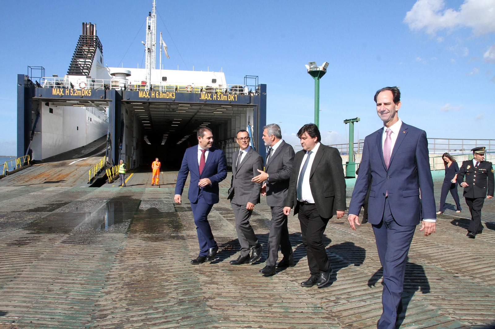 Balearia,  Fred Olsen y el Puerto de Huelva presentan la nueva línea entre Huelva y Canarias, en imágenes